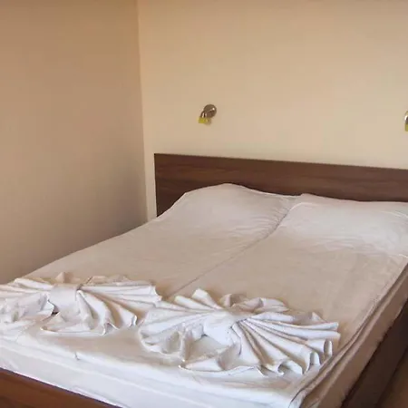 Konukevi Style Place 3*